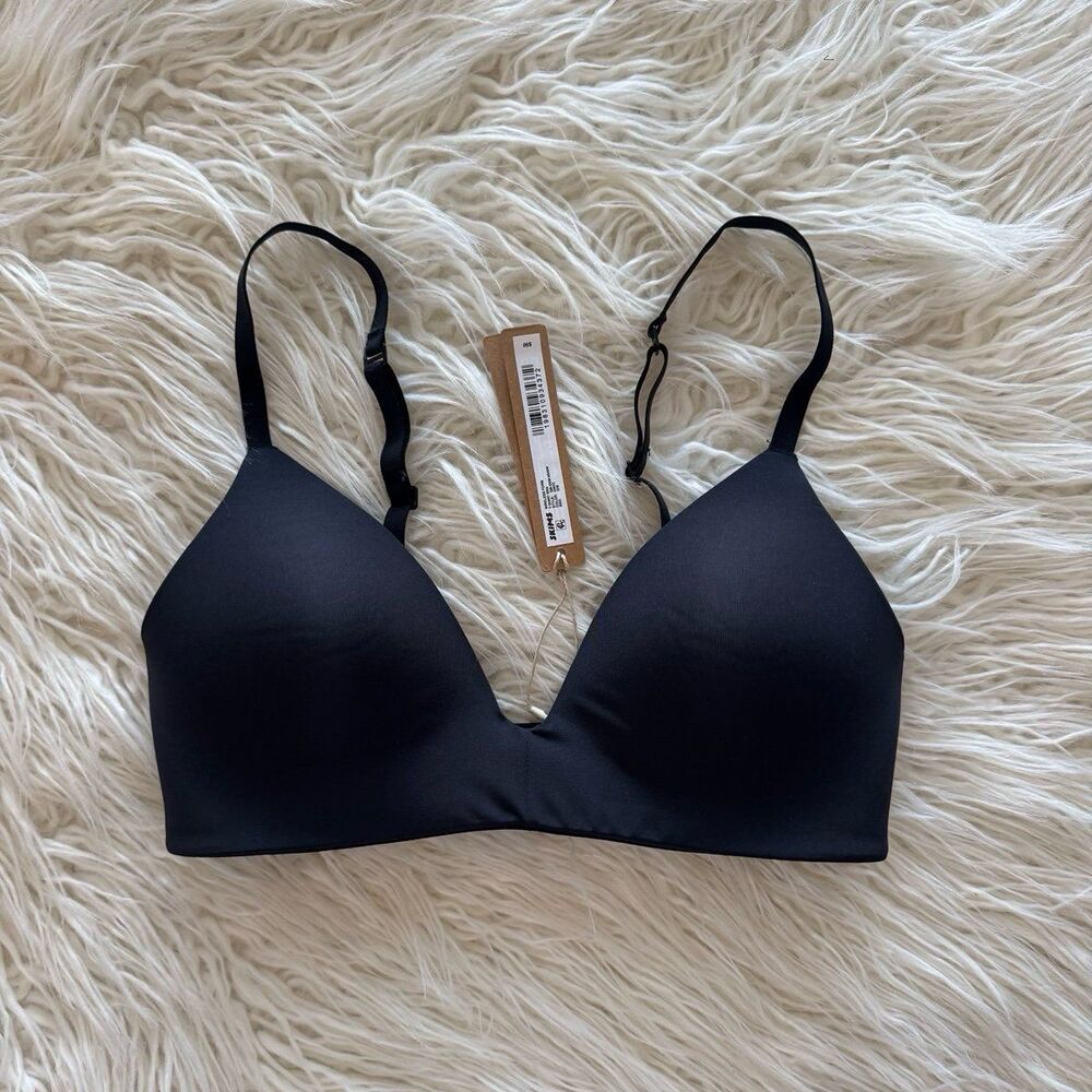 Skims Wireless Form T-shirt Bra Onyx Size 32B